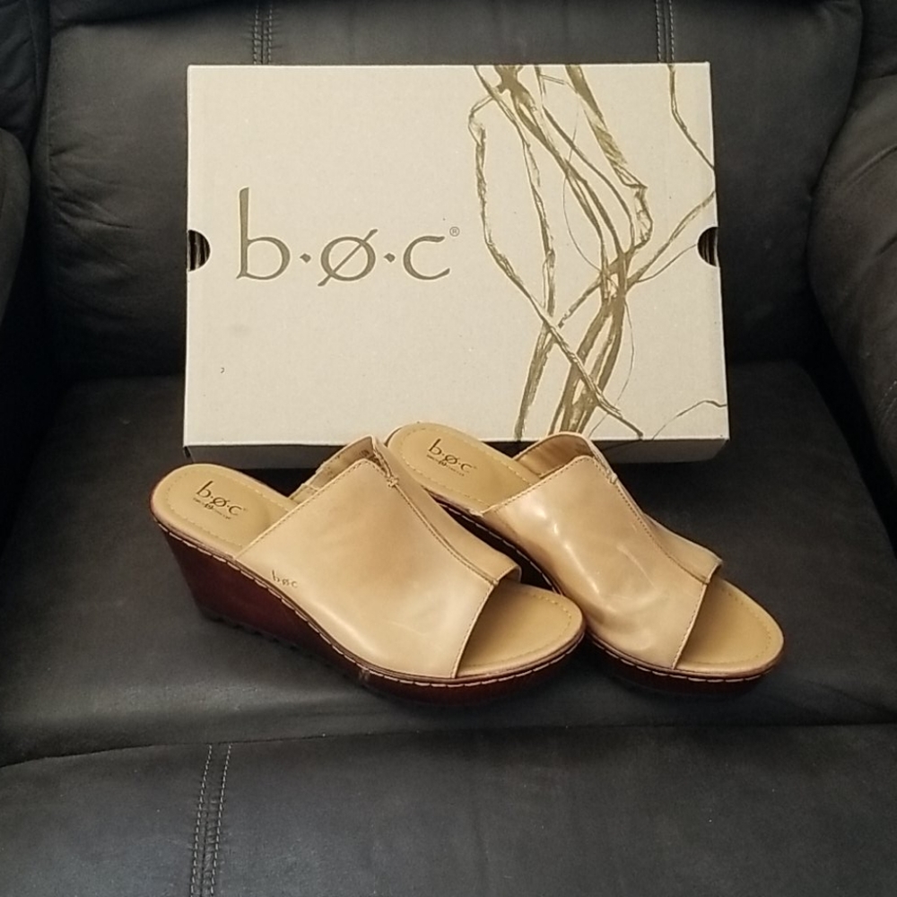 B.O.C by born wedge sandal